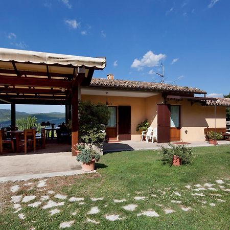 Agriturismo Il Castello อัสซิซี ภายนอก รูปภาพ
