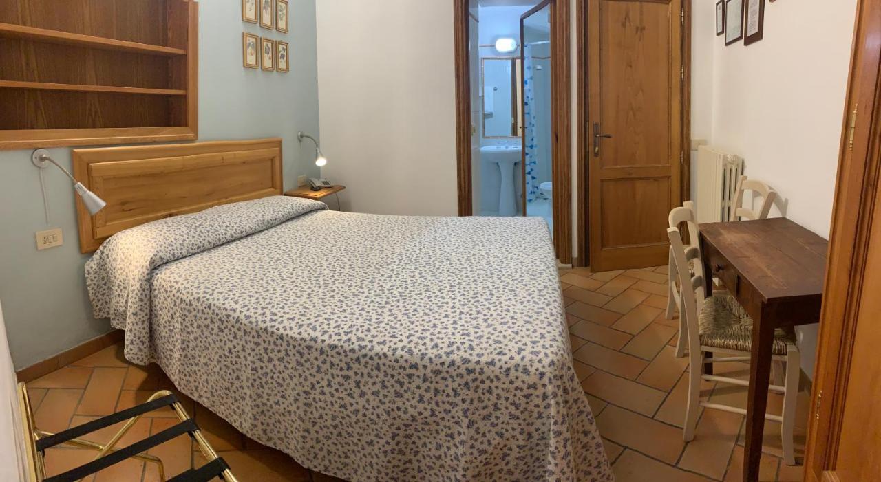 Agriturismo Il Castello อัสซิซี ภายนอก รูปภาพ