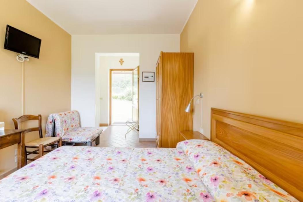 Agriturismo Il Castello อัสซิซี ภายนอก รูปภาพ