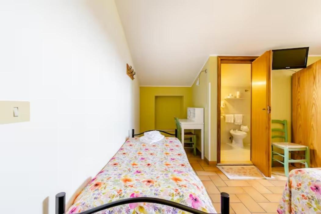Agriturismo Il Castello อัสซิซี ภายนอก รูปภาพ