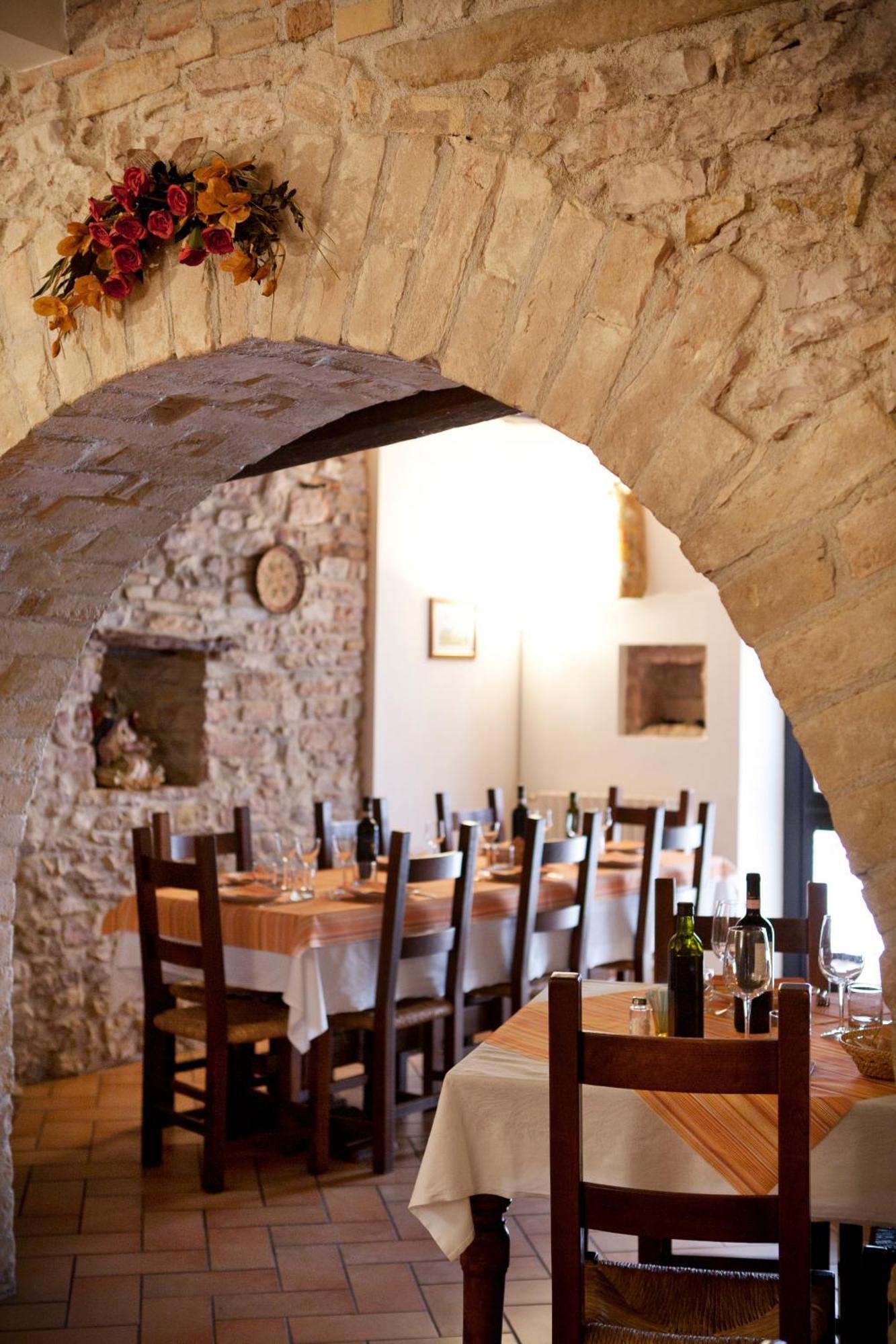 Agriturismo Il Castello อัสซิซี ภายนอก รูปภาพ