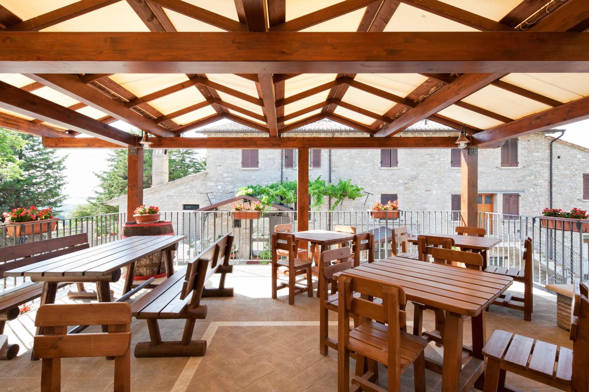 Agriturismo Il Castello อัสซิซี ภายนอก รูปภาพ