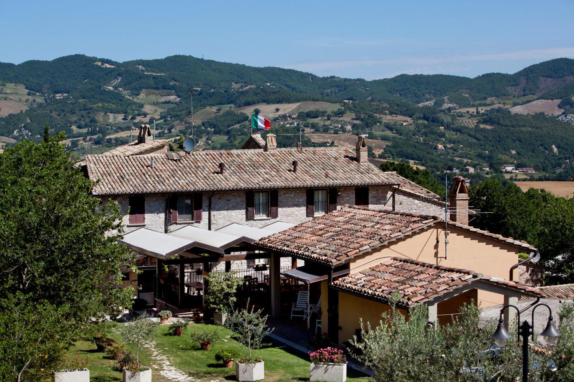 Agriturismo Il Castello อัสซิซี ภายนอก รูปภาพ