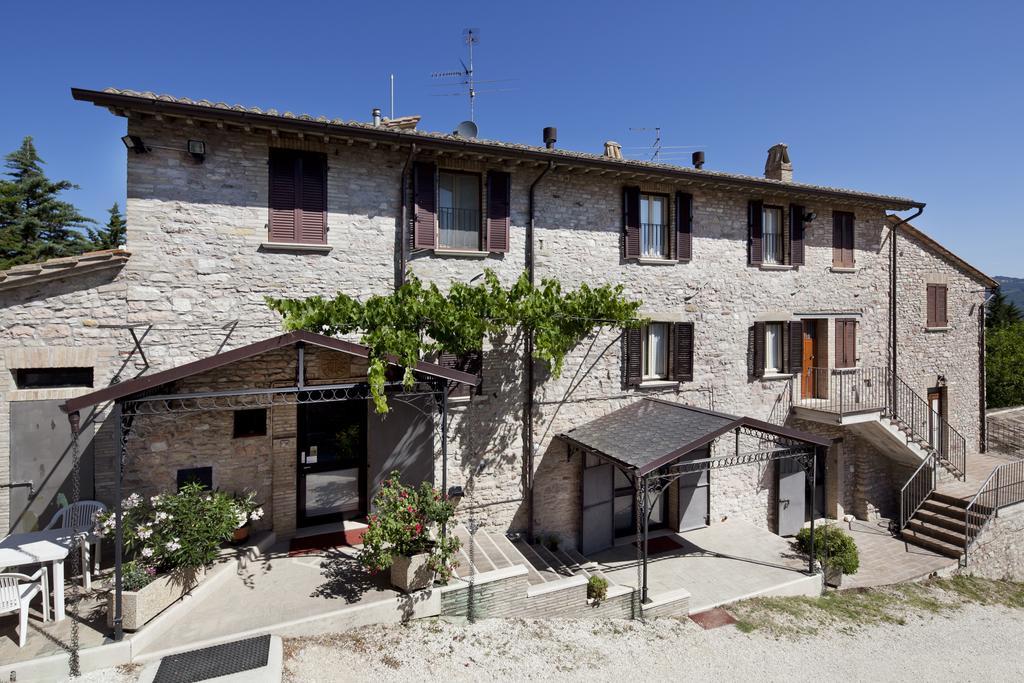 Agriturismo Il Castello อัสซิซี ภายนอก รูปภาพ
