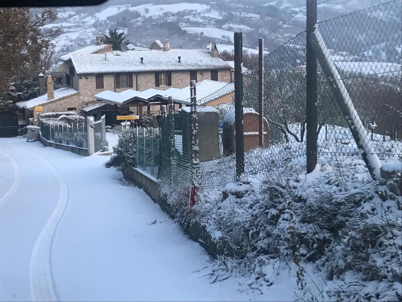 Agriturismo Il Castello อัสซิซี ภายนอก รูปภาพ